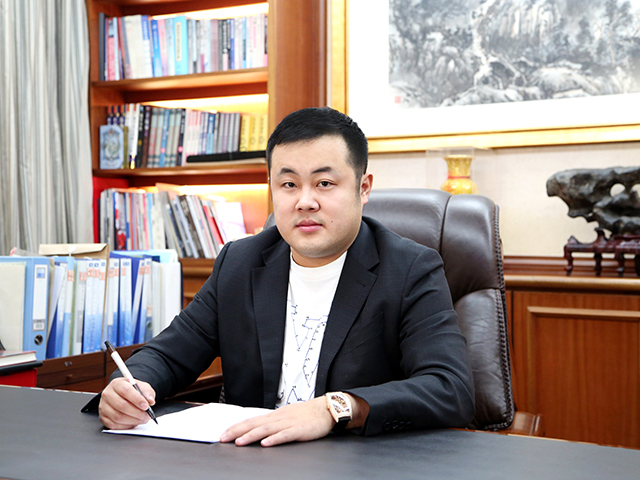 鲁工机械集团总经理张鲁东先生